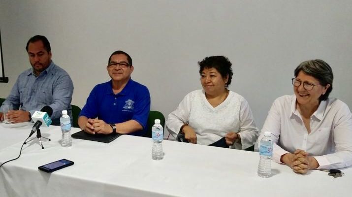 Presentan Sindicato de trabajadores de la UQROO