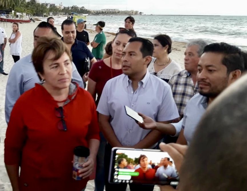 Laura Beristain no pagará por barrera antisargazo