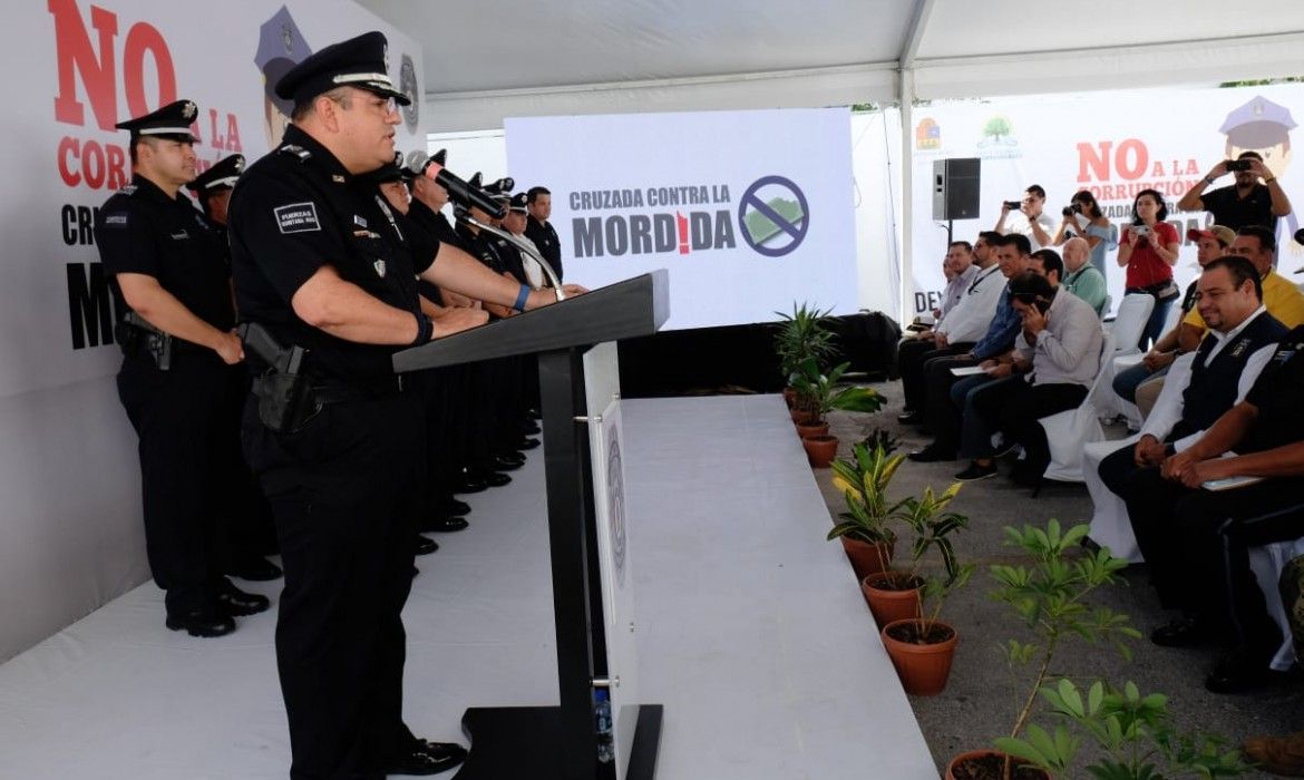 Defienden tarea de Capella en Morelos