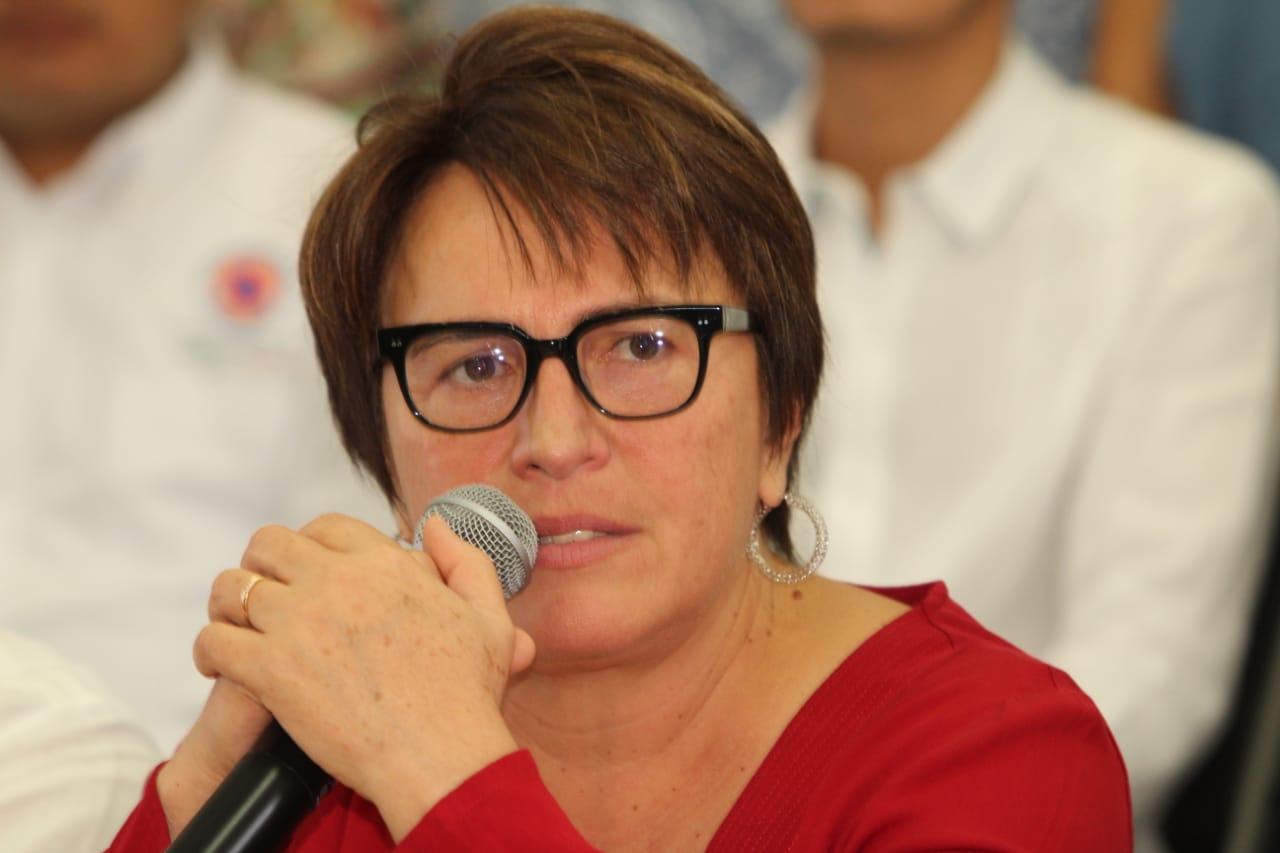 Se enfrenta Laura con empresarios | “No voy a perder ni mi vida ni mi tiempo en este trienio”, les dijo
