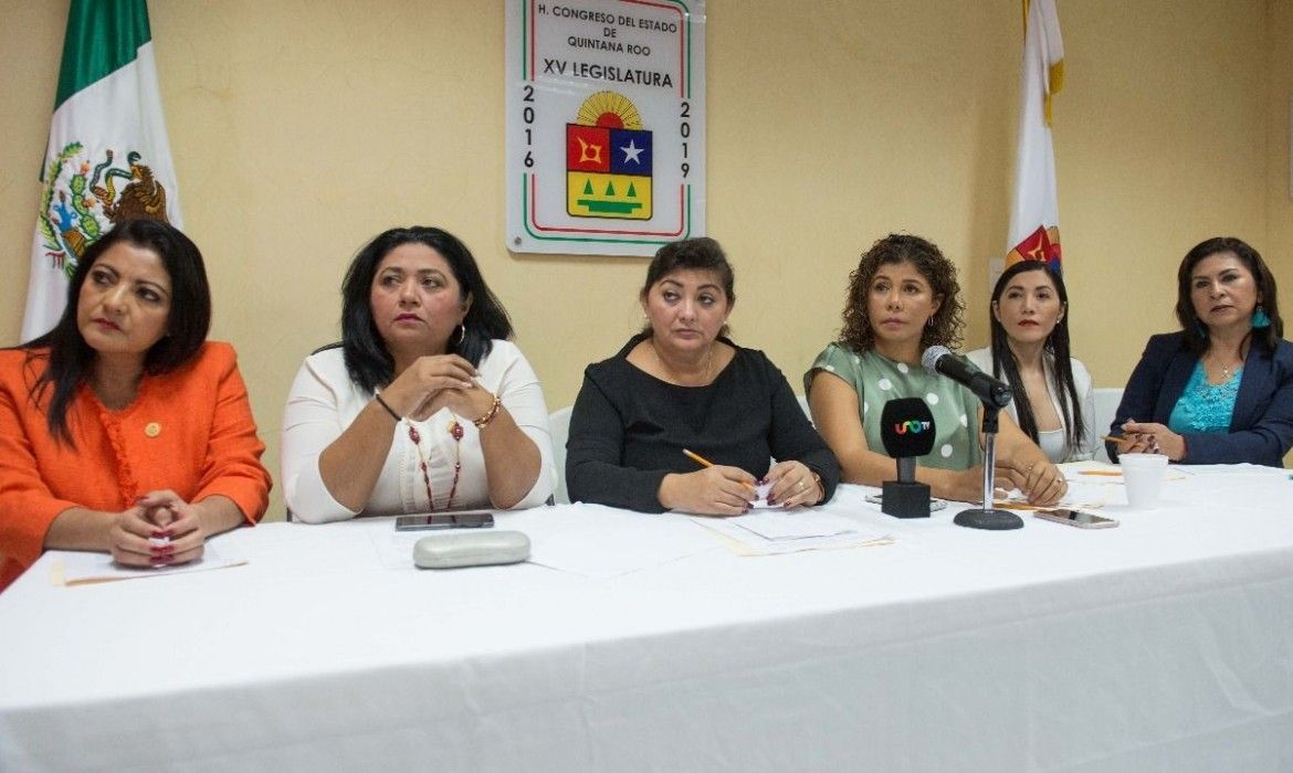 Condenan legisladoras violencia de género contra mujeres