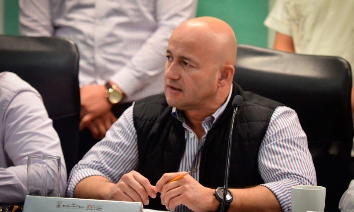 Diputado del PRI apoya a Mara en refinanciamiento de la deuda