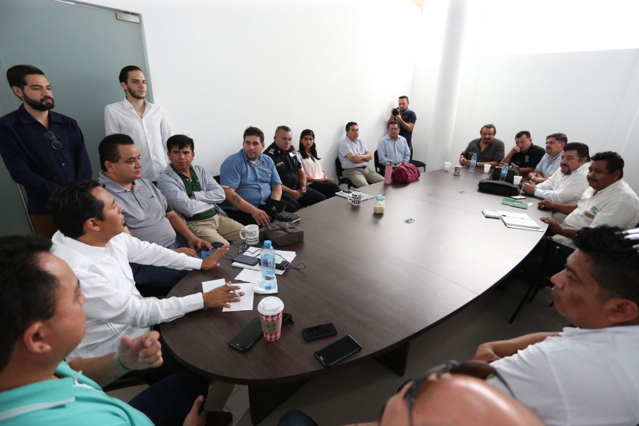 Solidaridad no permitirá pasajeros de pie en autobuses, a pesar de presión de transportistas