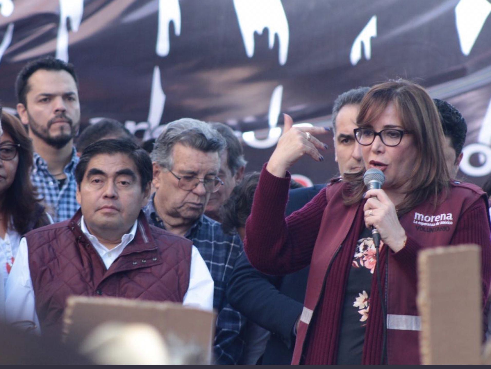 Para el INE, Yeidckol es la dirigente de MORENA (documento)