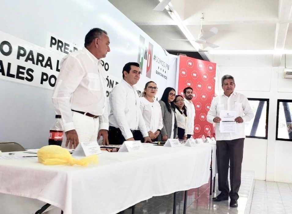 Se inscriben los primeros aspirantes del PRI