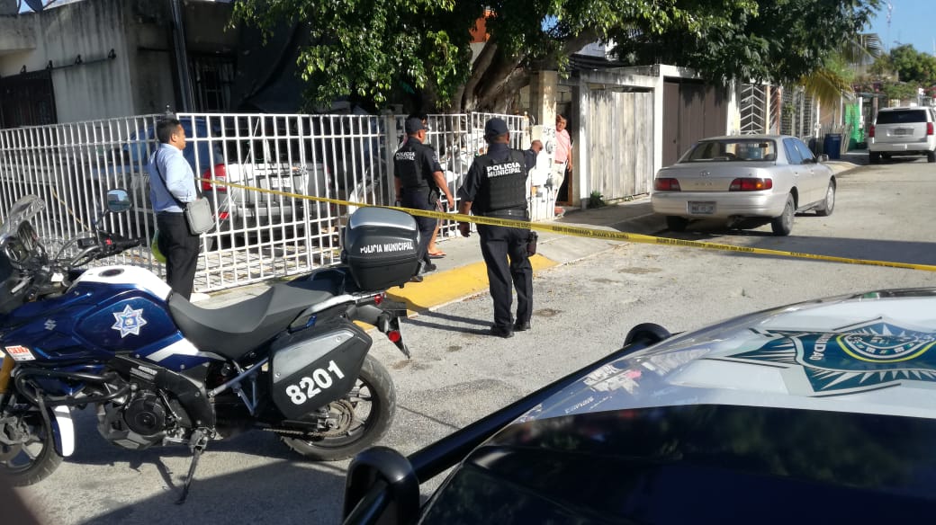 Ejecutan a chofer del dirigente taxista de Playa del Carmen