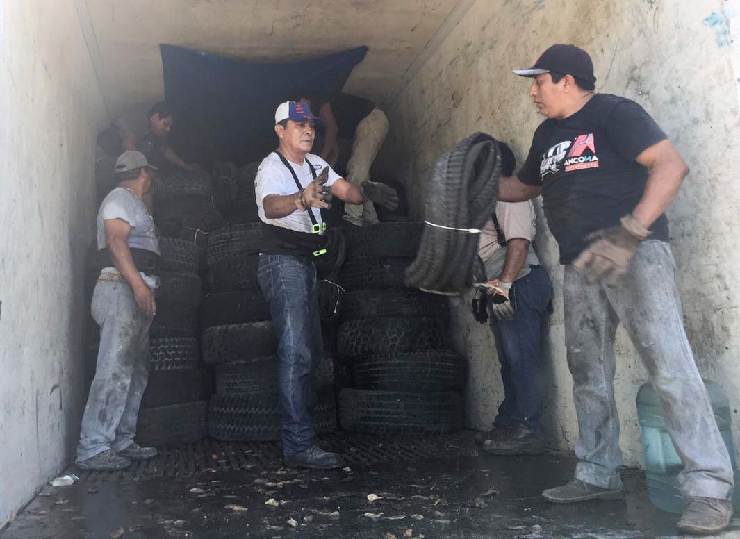 Sacan 28 toneladas de neumáticos de Cozumel