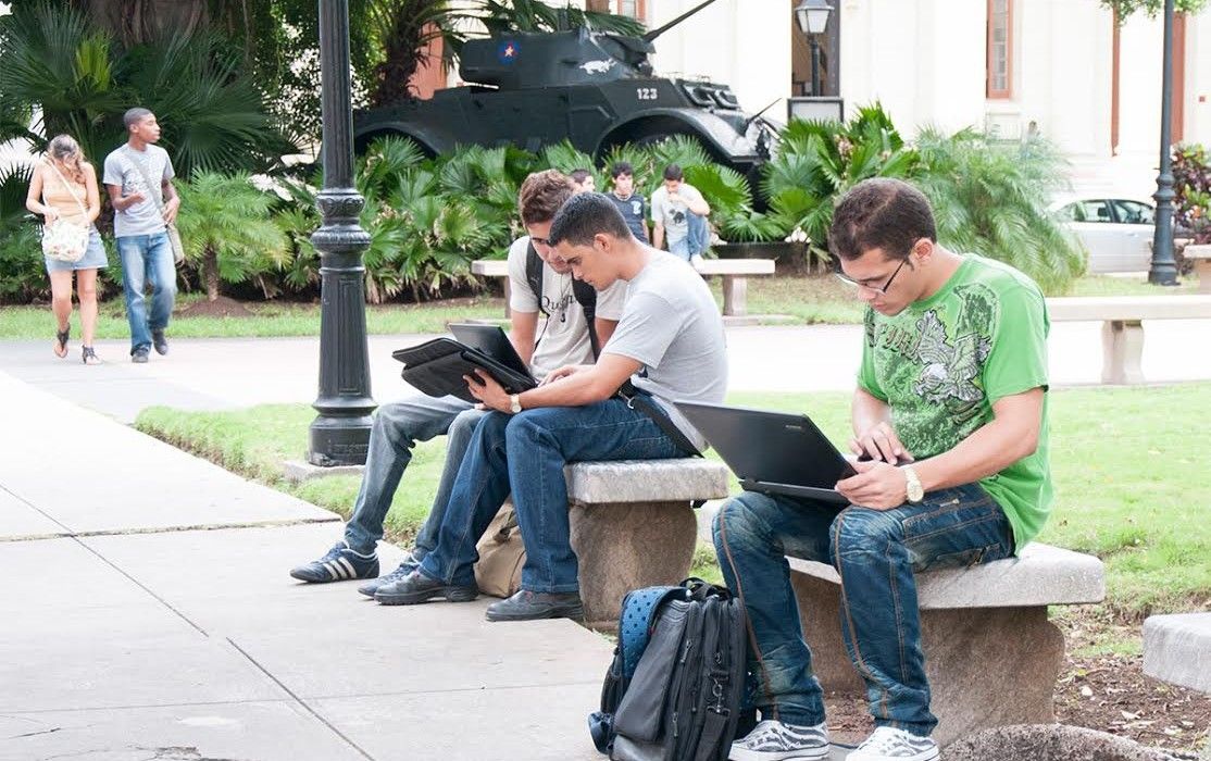 Más de 13 mil personas, de 19 comunidades rurales del sur, ya tienen Internet gratis
