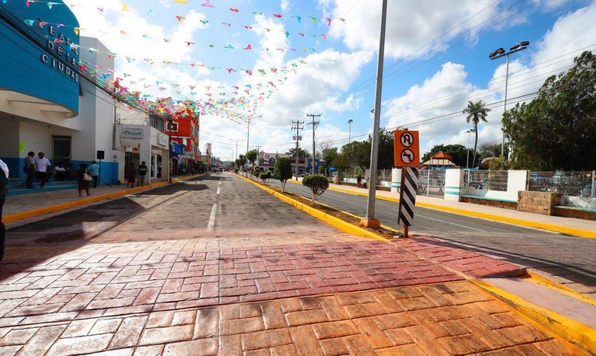 Moderniza Gobierno estatal avenida principal de José María Morelos