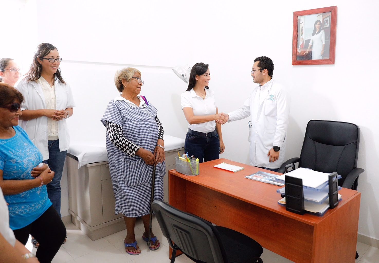 “Estamos trabajando para vincular la salud con el desarrollo económico y social que registra Puerto Morelos”: Laura Fernández