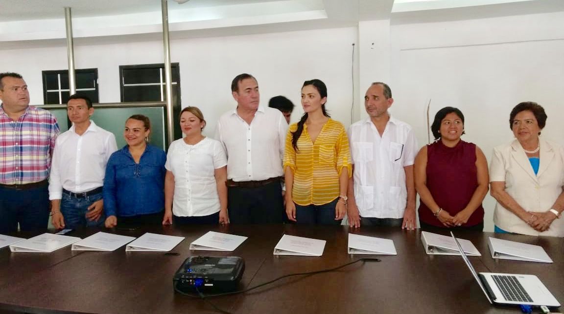 MORENA registra a sus candidatos