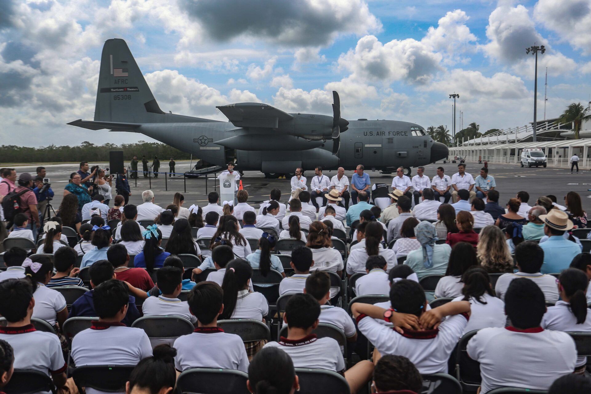 Arriban aviones “Cazahuracanes” a Cozumel
