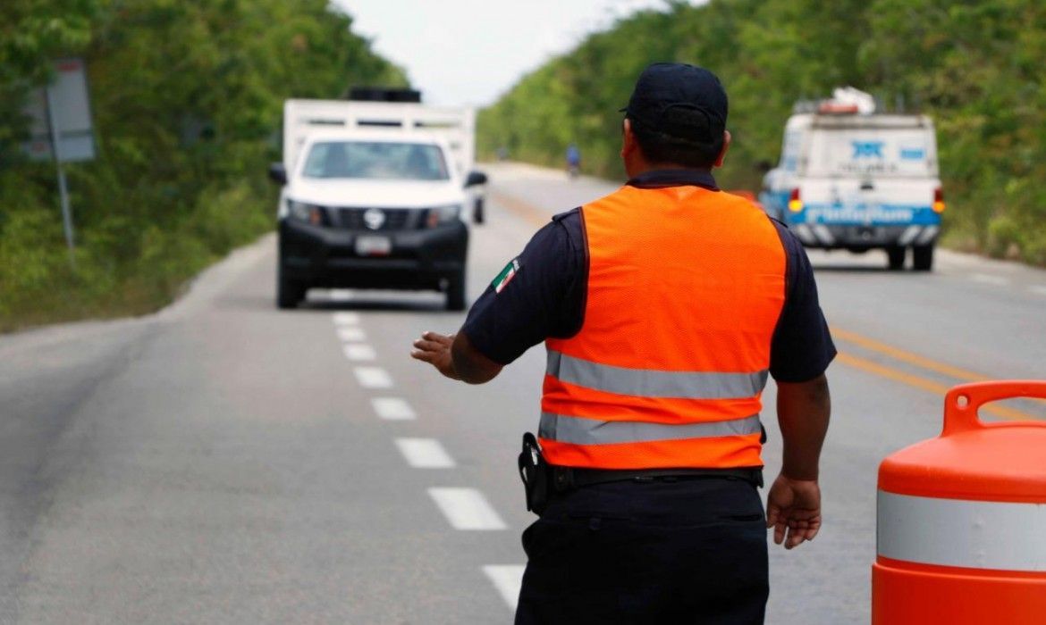 COZUMEL | Coloca Tránsito puntos de inspección en carreteras por las Fiestas de El Cedral