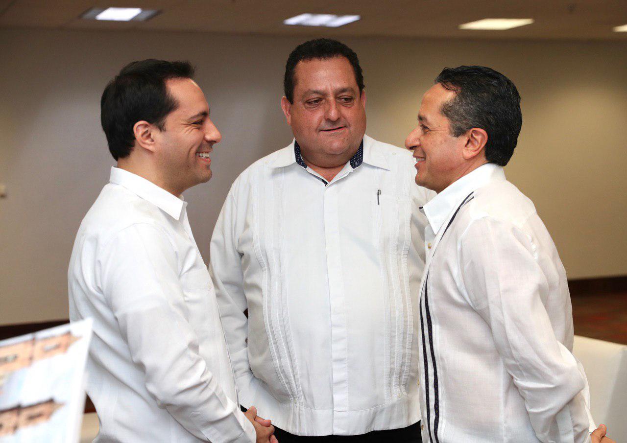 Carlos Joaquín más tres gobernadores del PAN se quedan en la Conago, y piden una reconciliación nacional