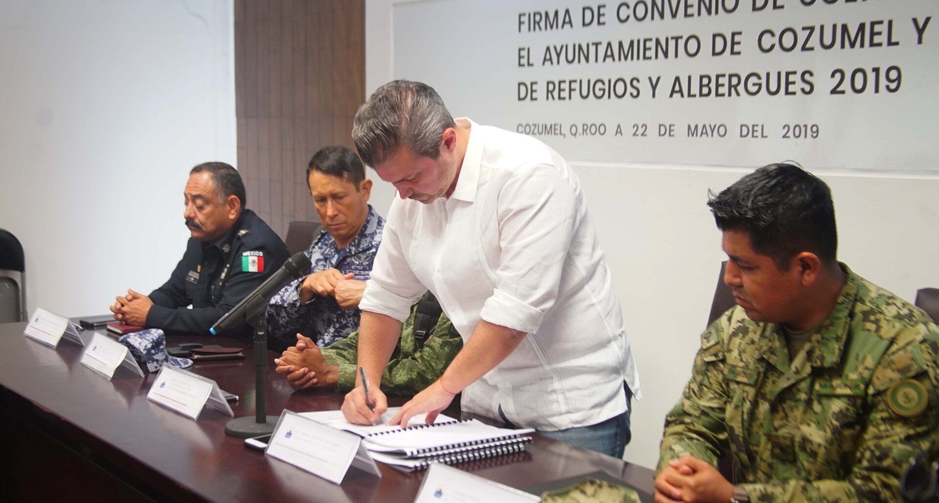 Cozumel firma Convenio de Colaboración con representantes de Refugios y Albergues