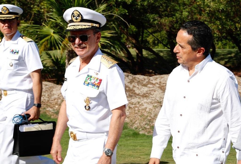 Semar construirá 4 barcas sargaceras, y el estado habilitará sitios de composteo o disposición, anuncia Gobernador