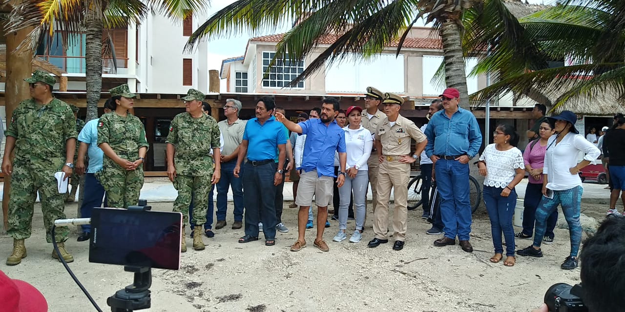 La Marina ya recorre la Costa Maya para diagnosticar arribo de sargazo