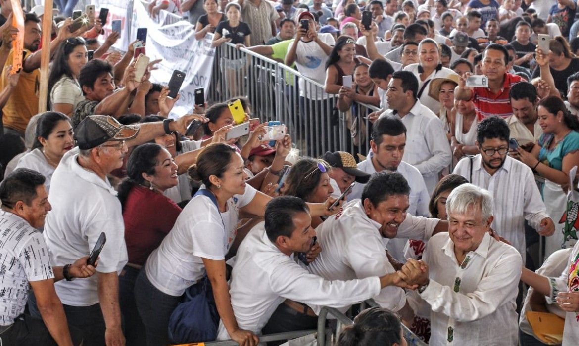 11 MEDIDAS DE AMLO VS CRISIS | Confirma que apoyos irán a la “base de la pirámide”, y habrá más austeridad