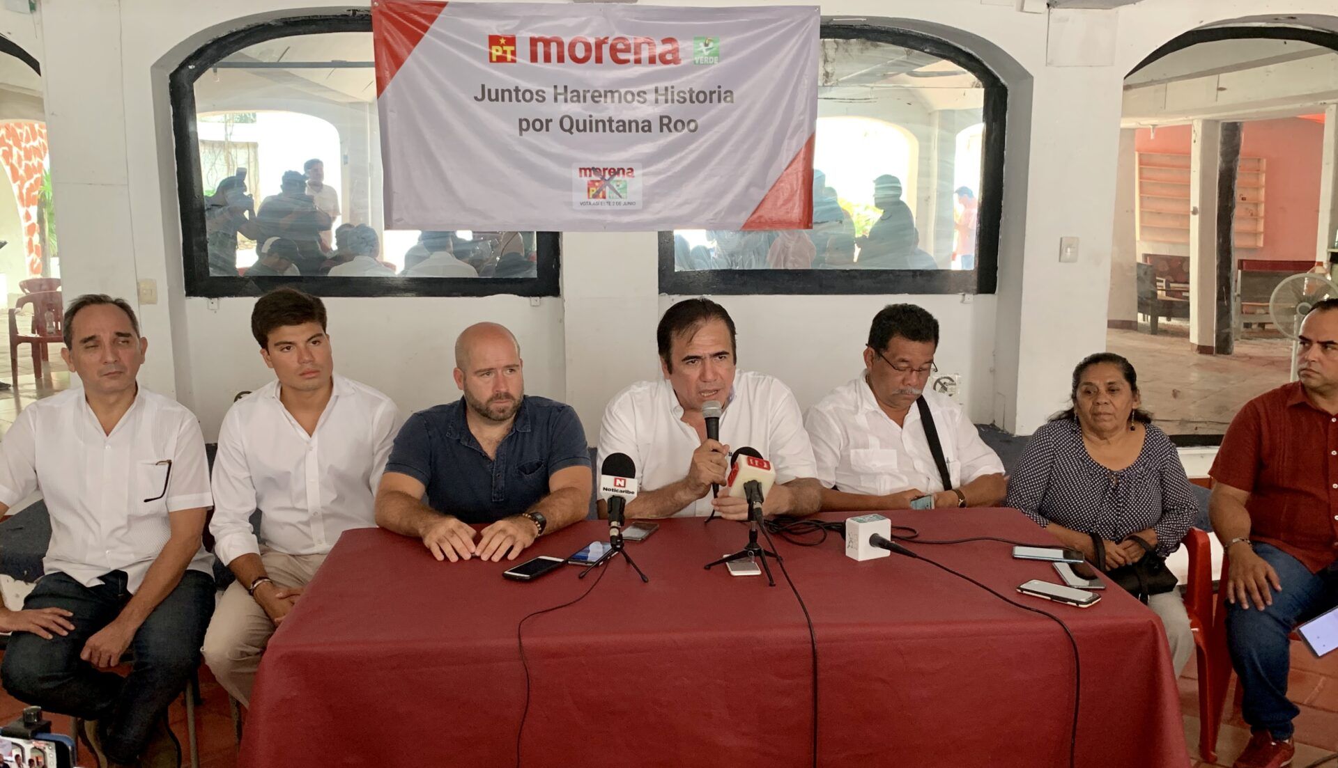 Velazco acusa que “personeros afines al Ejecutivo están muy desesperados” por acercarse a diputados electos de MORENA
