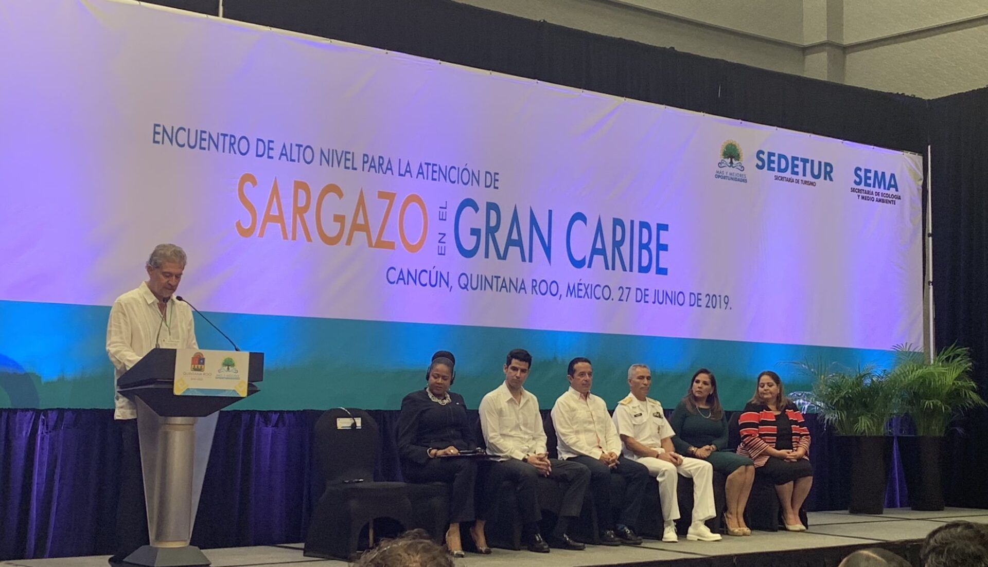 Debaten qué hacer con el sargazo en Cumbre de Alto Nivel