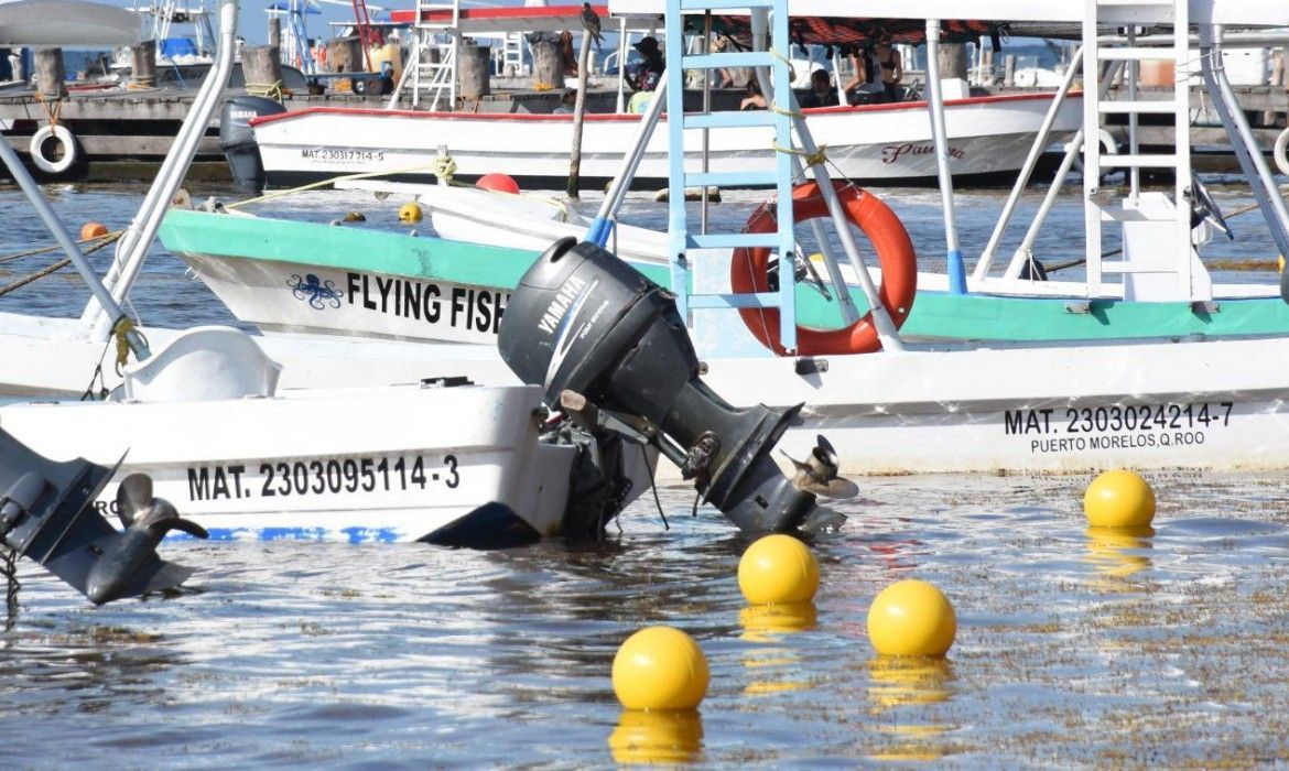 Colocan anclajes para embarcaciones menores en Puerto Morelos