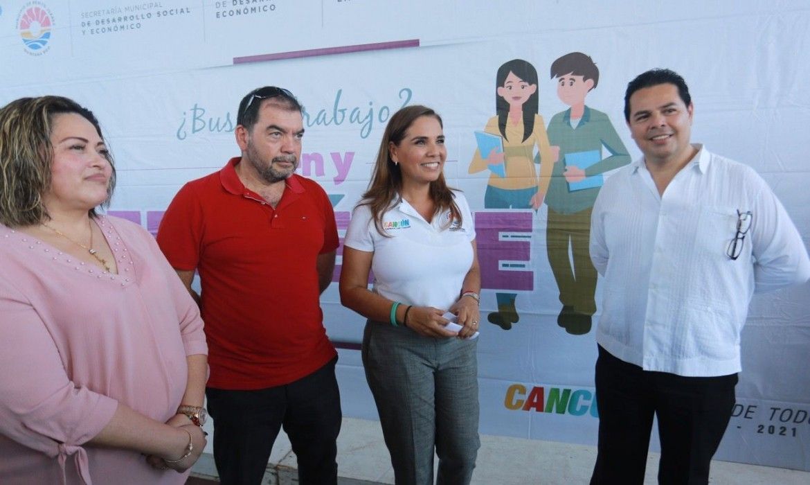 Mara da banderazo a tercera edición de “¡Ven y Empléate! Rosa”