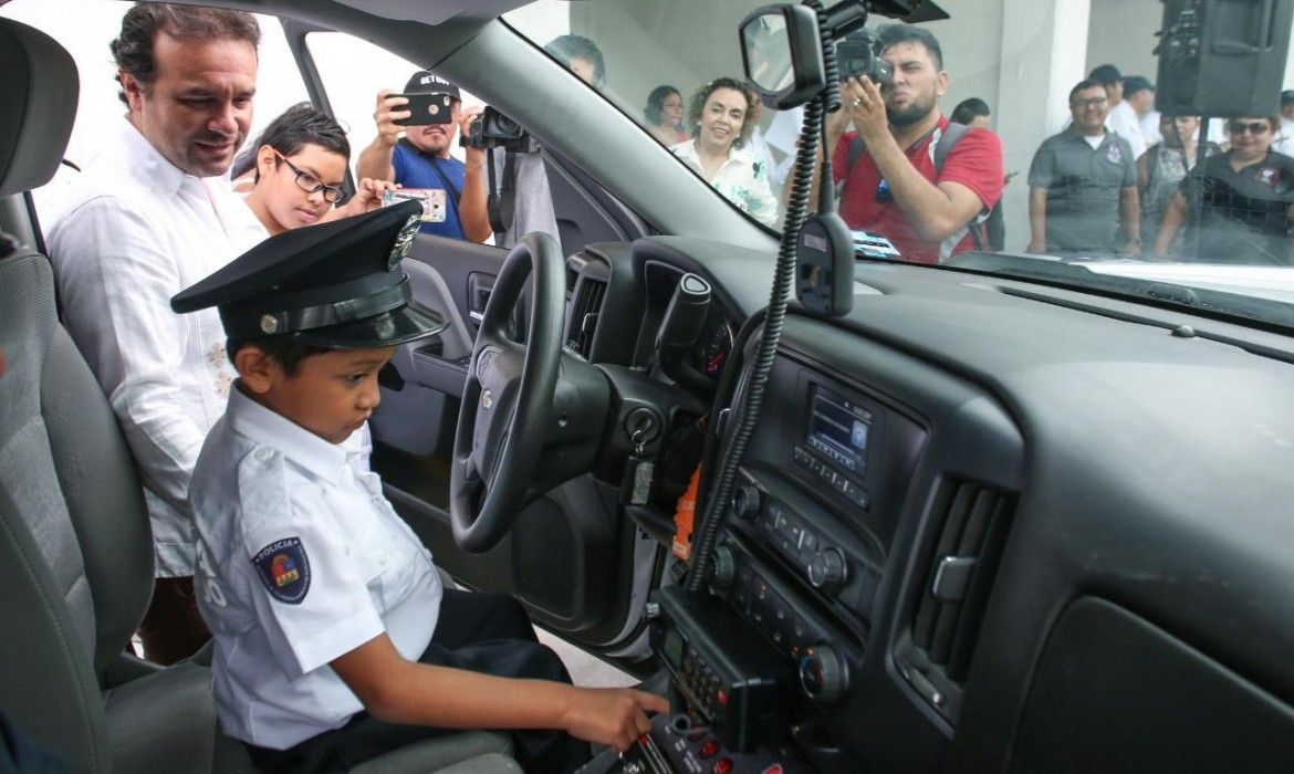 Inaugura Pedro Joaquín el curso de verano “Ki’i óol Paal”, organizado por primera vez para hijos de policías de Cozumel