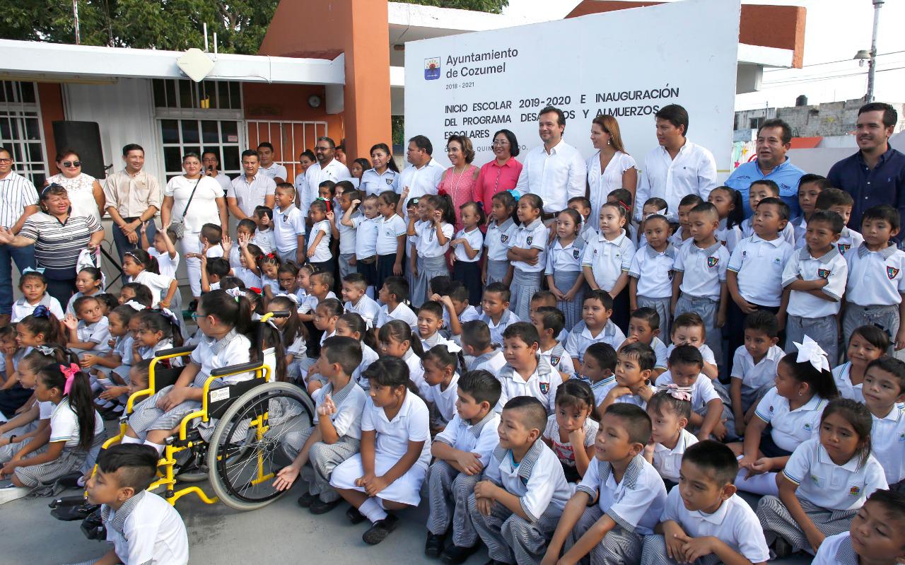 Encabeza Pedro Joaquín inicio del ciclo escolar 2019-2020, y arranque del Programa de Desayunos y Almuerzos Escolares en Cozumel