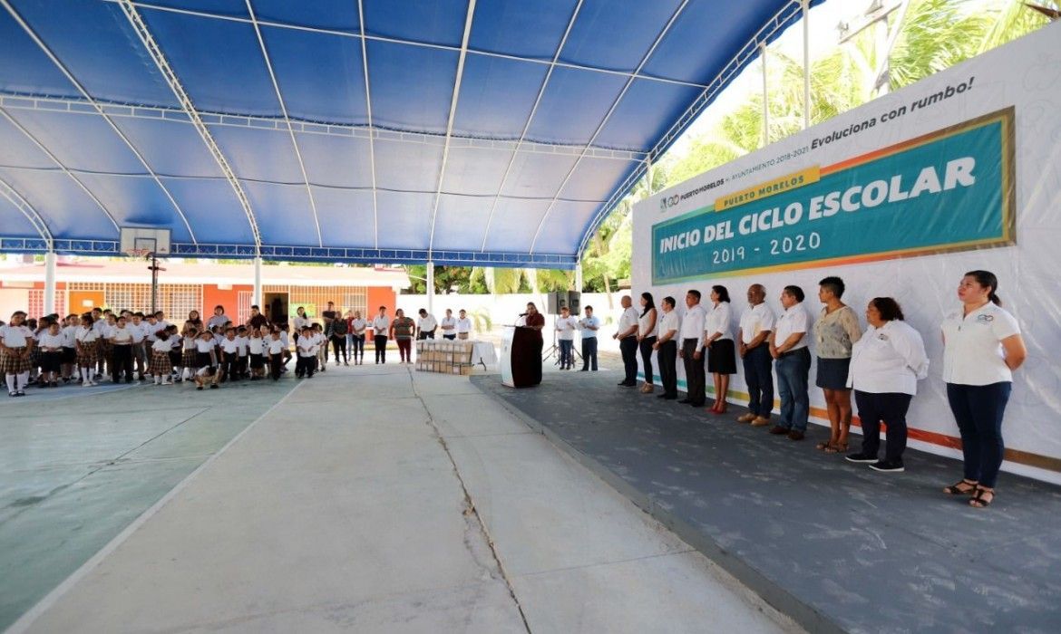 Refrenda Gobierno de Laura Fernández compromiso para fortalecer modelo educativo de México