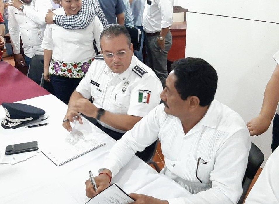 OPB firma Mando Único, y Capella ya tiene el control de todas las policías del estado