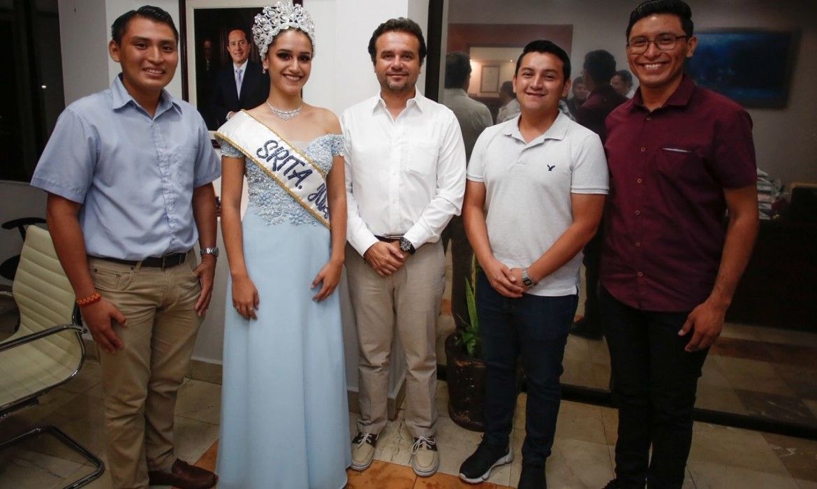 Atiende Pedro Joaquín actividades de la juventud cozumeleña