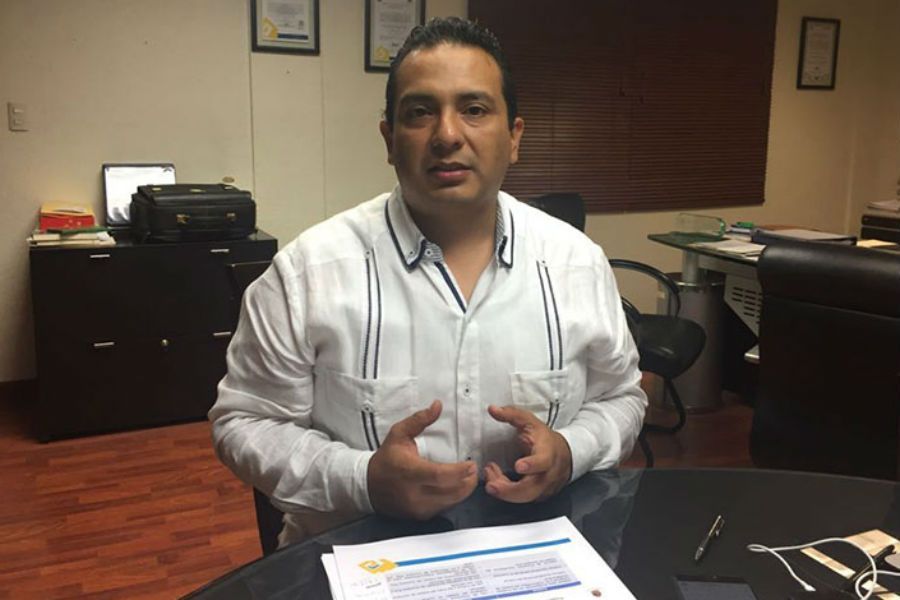 Sancionan a funcionarios que asignaron a empresa de Puebla confección de uniformes escolares