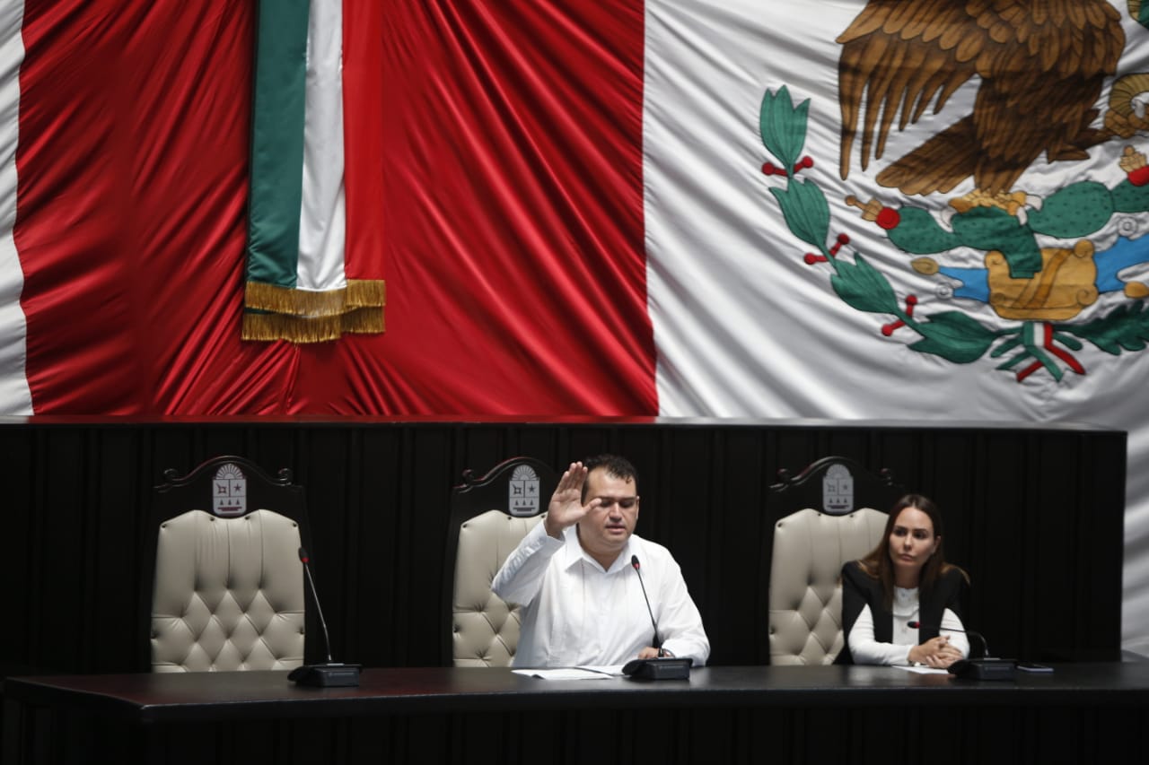 Gana Gasca; será coordinador un año, pero cederá los otros a Tepy y Reyna Durán