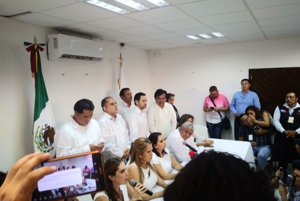 Analizan frenar a MORENA con un amparo