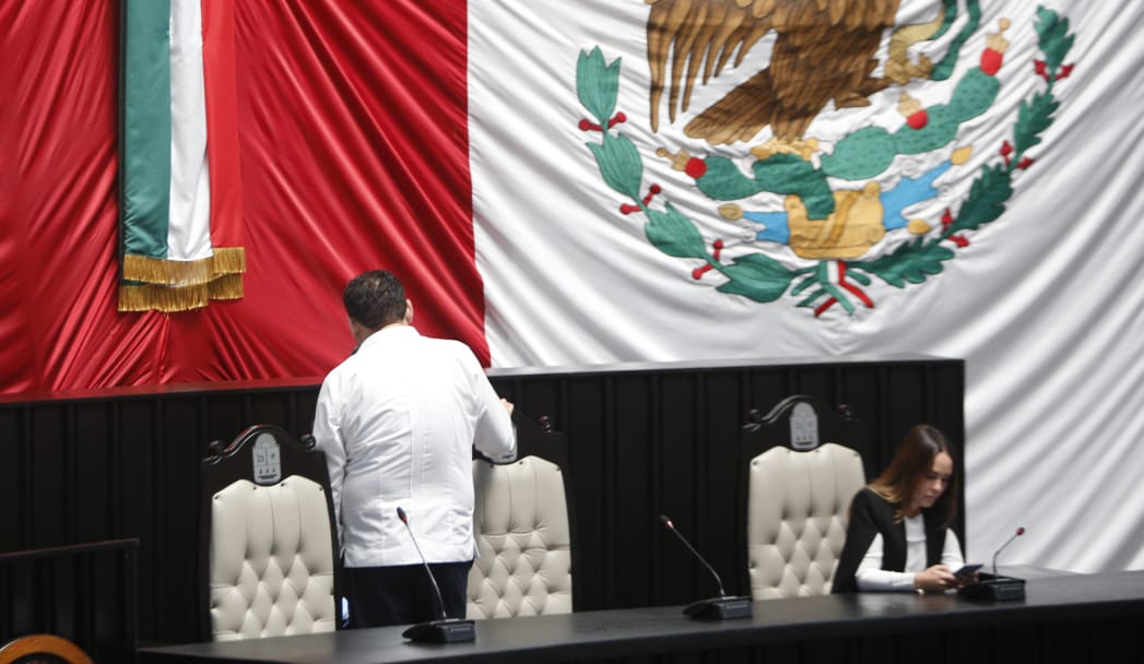 Presentan oficio para quitar a Gasca de Coordinación de MORENA (documento)