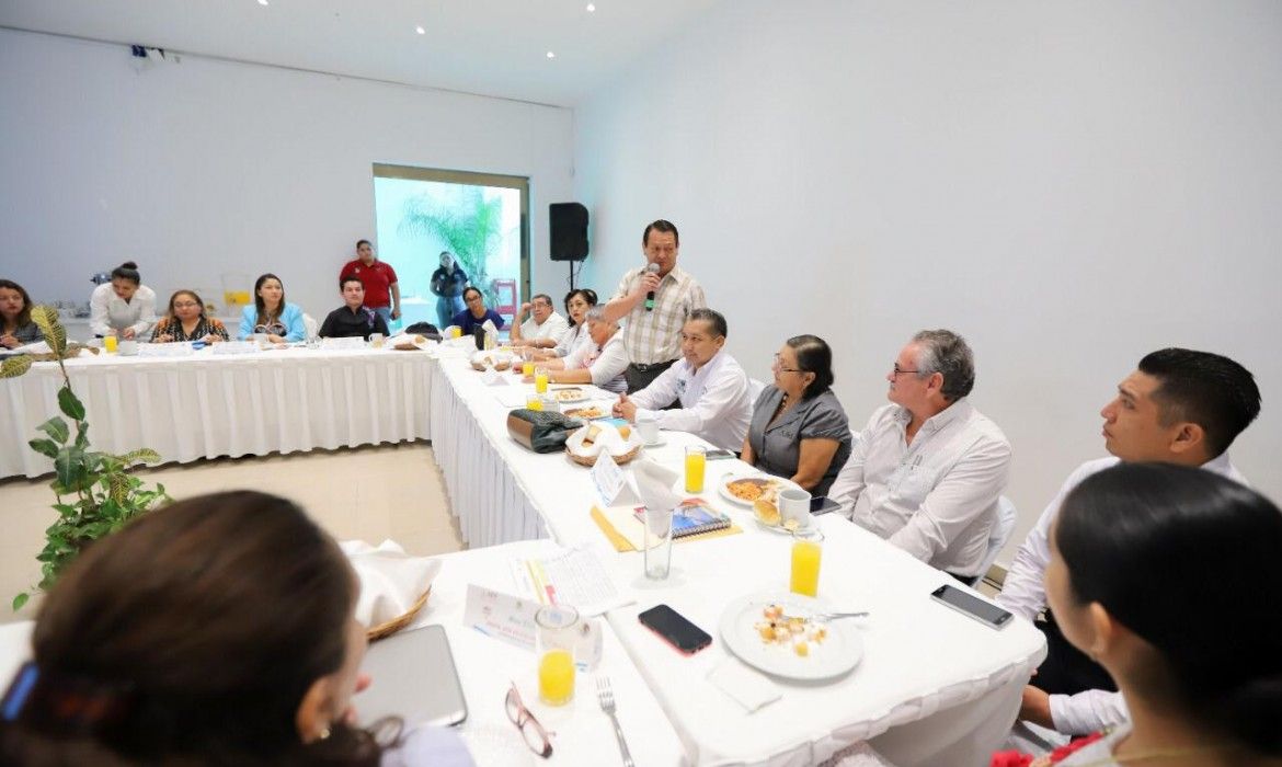 Contribuye Gobierno de Laura Fernández para alcanzar la educación de excelencia en Puerto Morelos