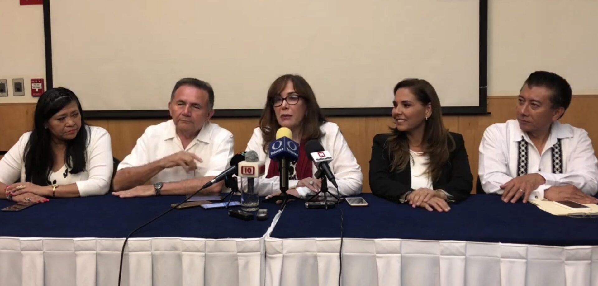Yeidckol dijo hay “desavenencias” y que Gasca no es coordinador de MORENA | Criticó duramente a Marybel