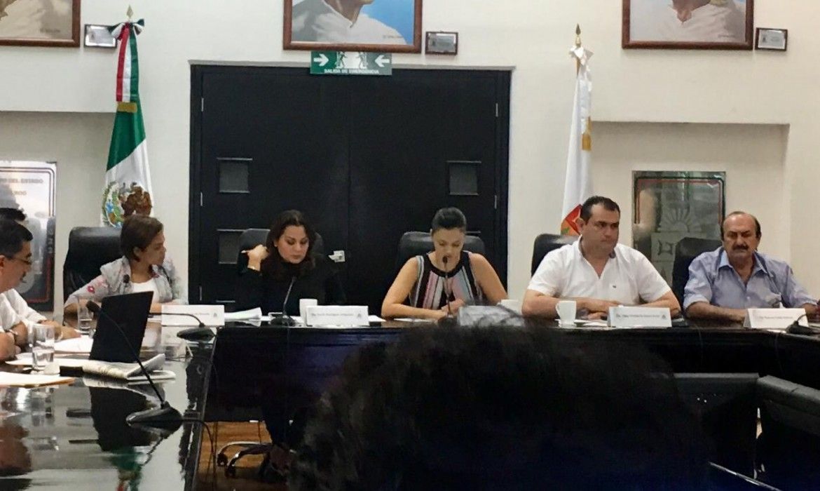 Presenta Reyna Durán denuncia ante Fiscalía Anticorrupción contra Gasca