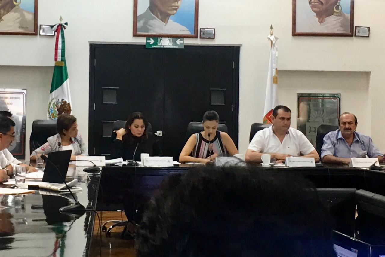 Presenta Reyna Durán denuncia ante Fiscalía Anticorrupción contra Gasca