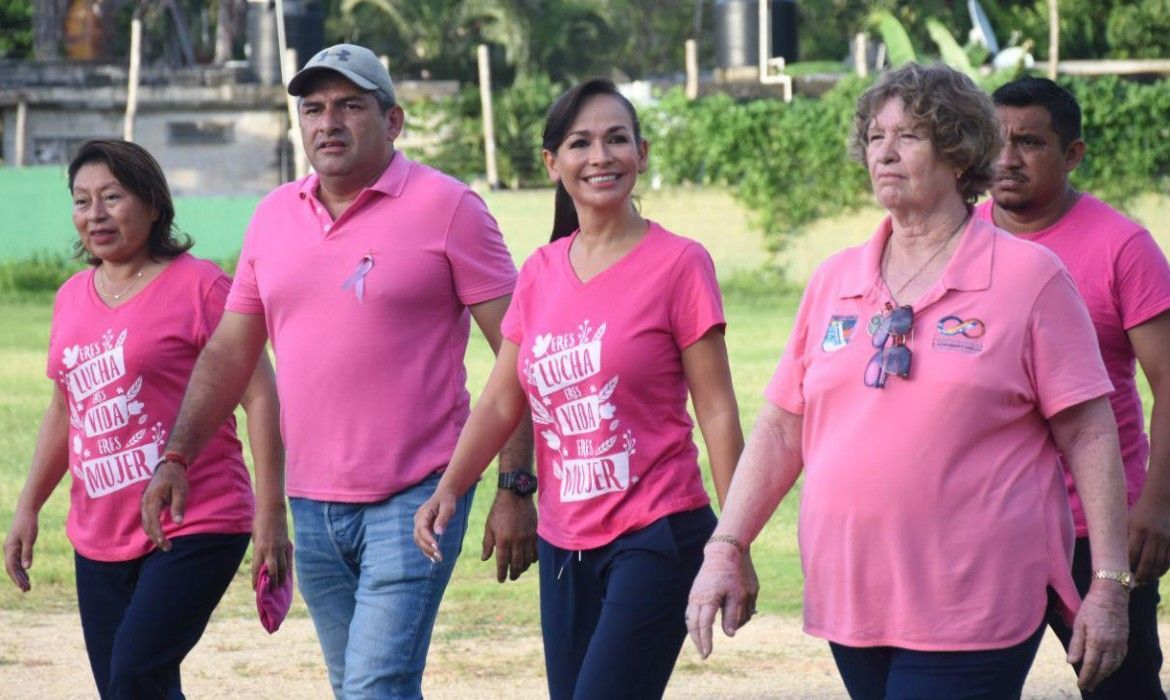 Exitosa campaña #juntassomosvida del mes rosa en Puerto Morelos