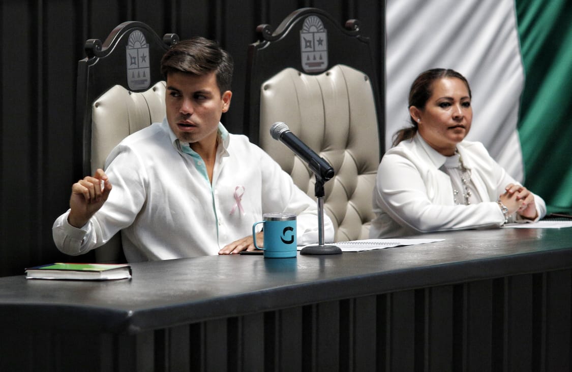Gustavo Miranda acusa que “algunos coordinadores buscan negociar” temas legislativos, y dice que nadie puede llamarlo a cuentas