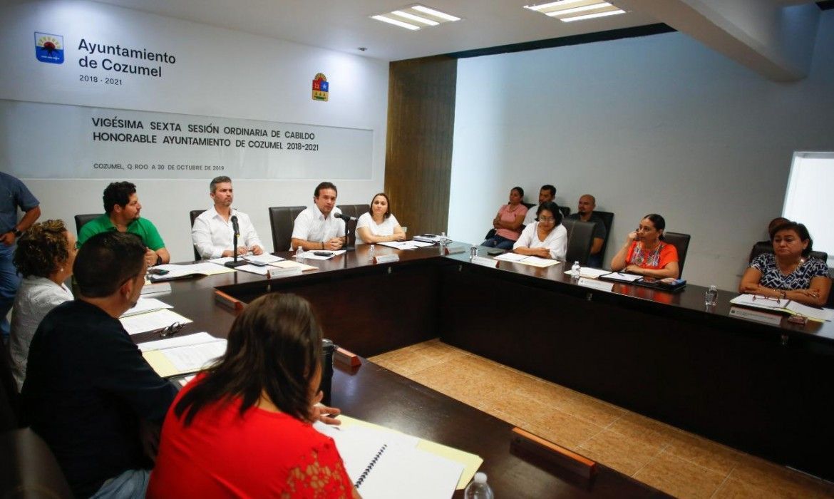 Gobierno de Pedro Joaquín gestionó 6 mil 200 luminarias para Cozumel, que incluirán a 36 colonias