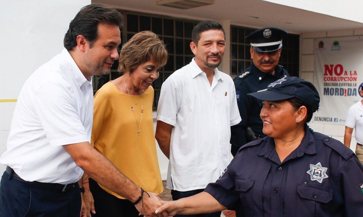 Premian en Cozumel a policías que cumplieron con programas para el cuidado de la salud