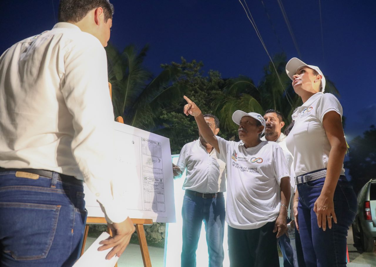 PUERTO MORELOS | Alumbrado público con tecnología de punta para Leona Vicario