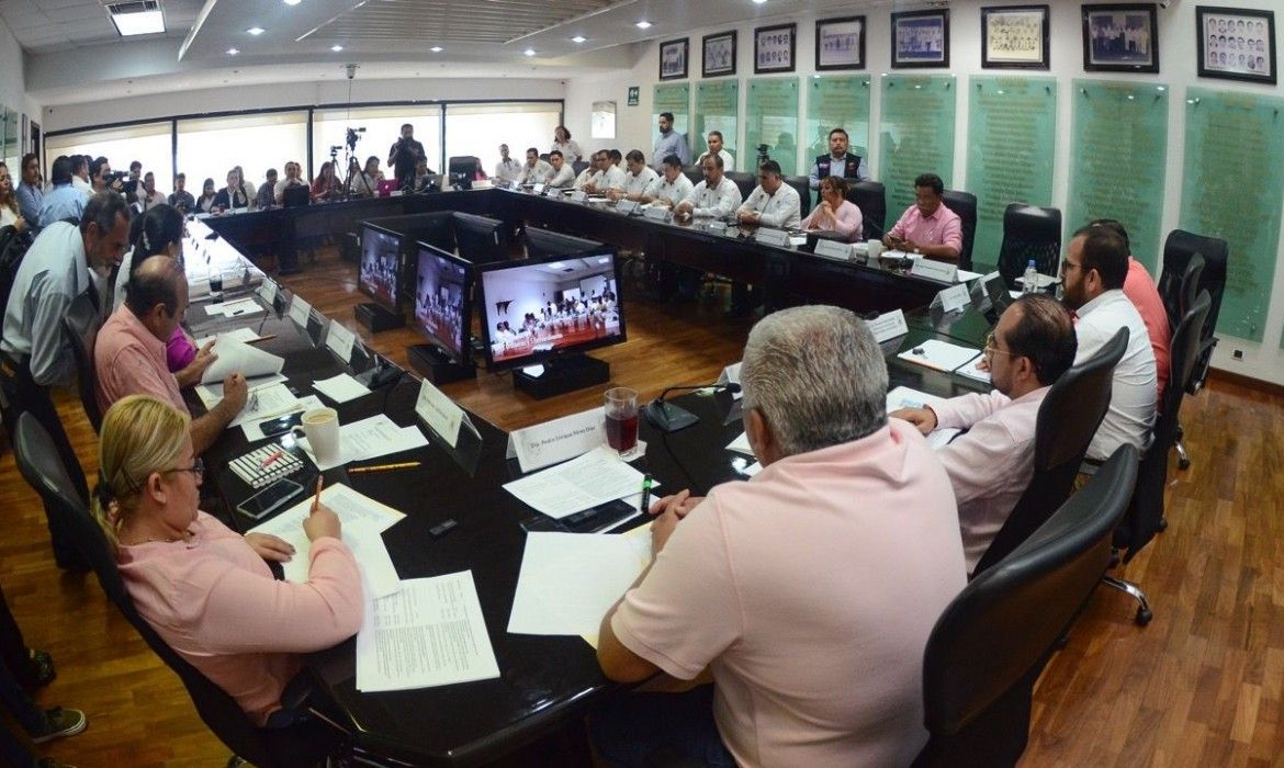 Diputados anuncian “revisión a fondo” de la concesión de Aguakan, para buscar la forma de sacar a la empresa del estado