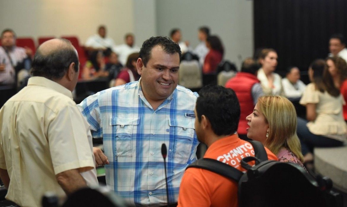 EL BORGISMO CONTRAATACA | Chanito critica al Verde por exención de impuestos a casinos…pero votó a favor de la ley, que fue  redactada por aliados de Gasca