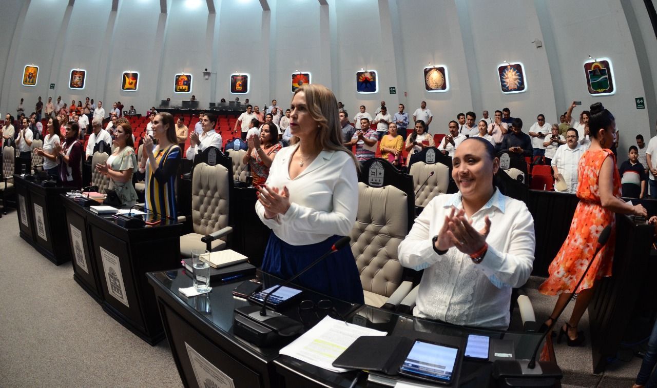 Lili critica a Cristina por pasarse a “la feroz e irresponsable oposición”; el PAN dice que es “respetuoso” de sus decisiones