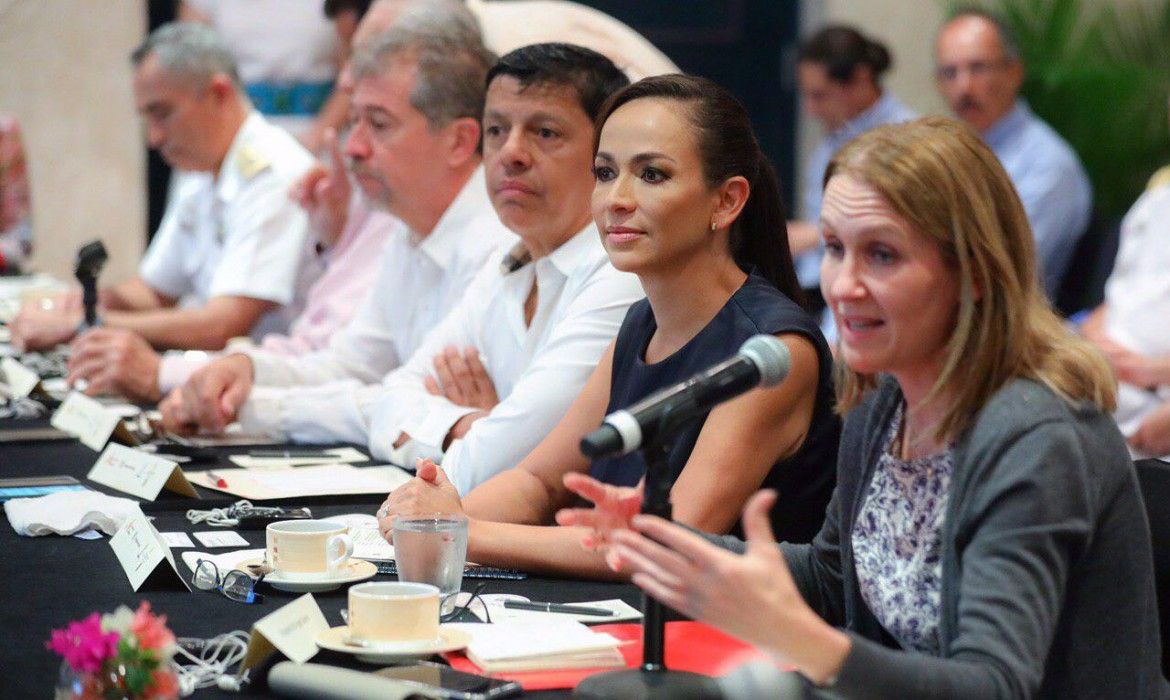 Respalda Laura Fernández gestiones para la participación local en proyectos de aprovechamiento del sargazo
