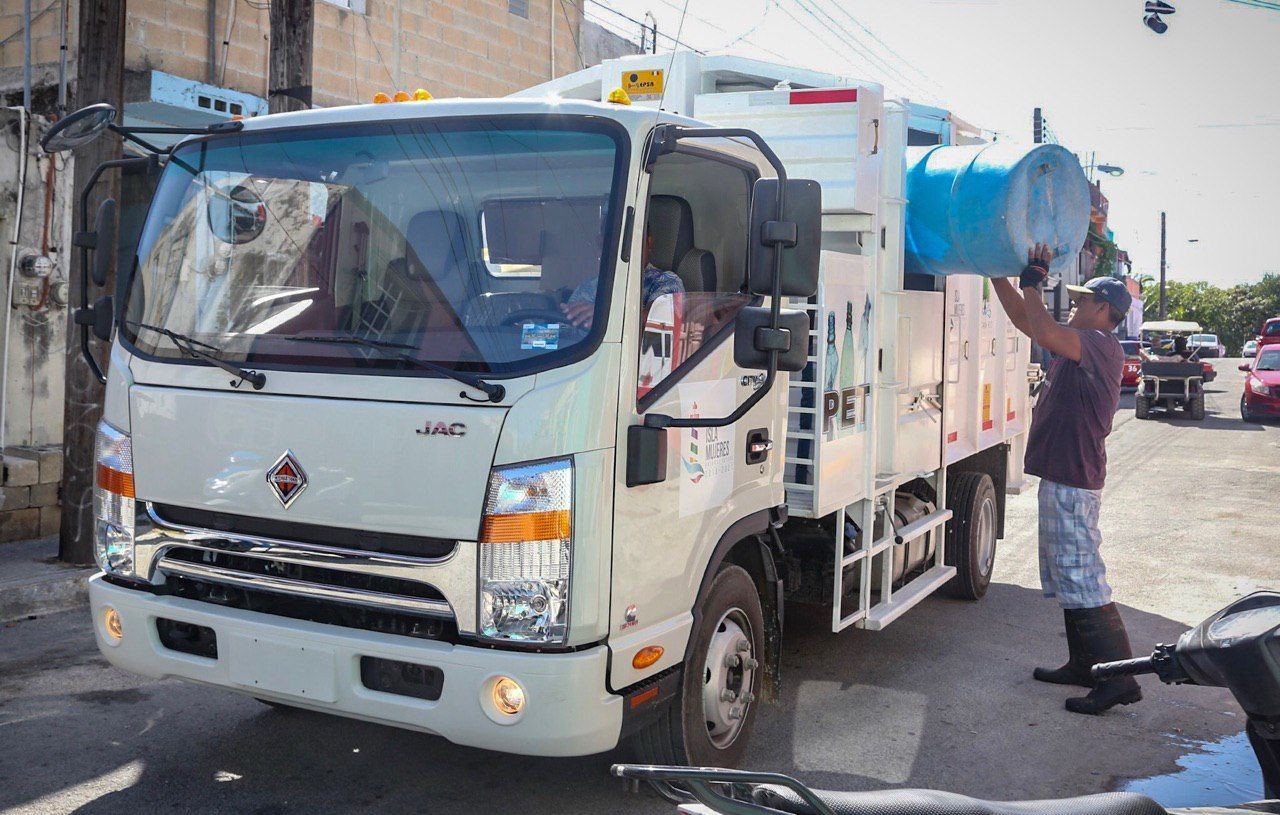 ISLA MUJERES | Programa de recolección de basura “Ya es Hora” logra participación de 80% de la población