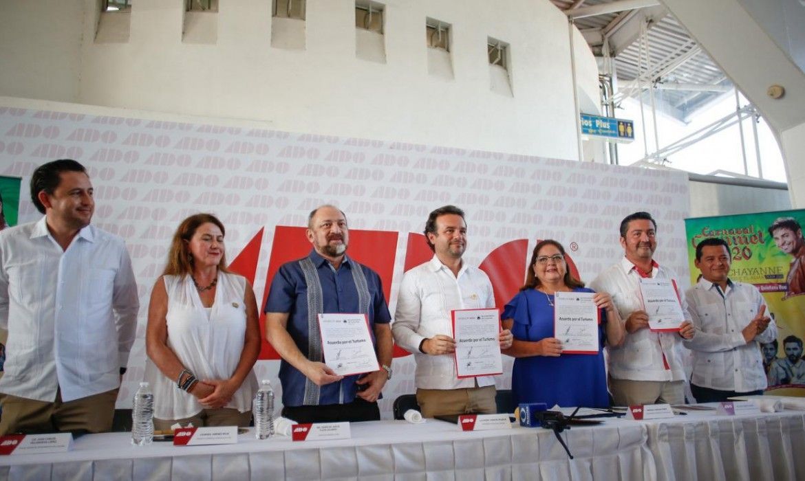 Acuerda Pedro Joaquín con Grupo ADO acciones para fortalecer la promoción y liderazgo turístico de Cozumel